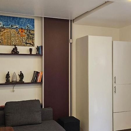 Studio 22M2 A Ivry/Seine-A 200 Metres De Paris. Proche Metro 7 Kültér fotó